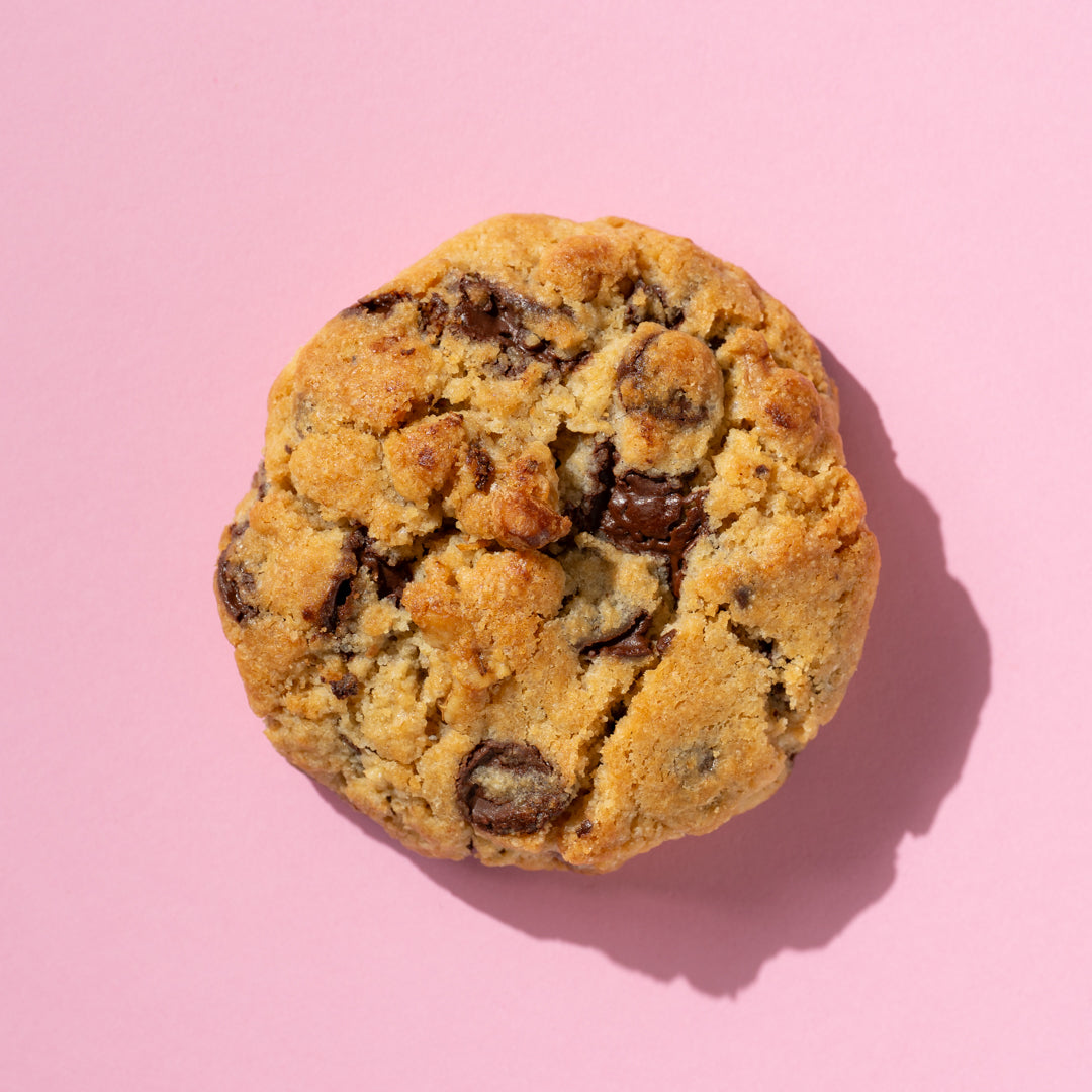 choc chip walnut cookie